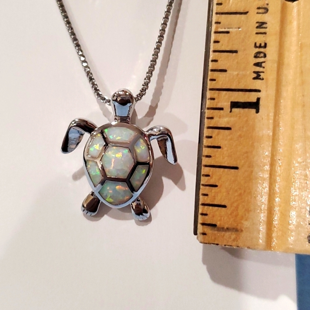 Sea Turtle Necklace Sparkling White Costume Jewelry L👀K 🐢 So Sweet New - Picture 3 of 8